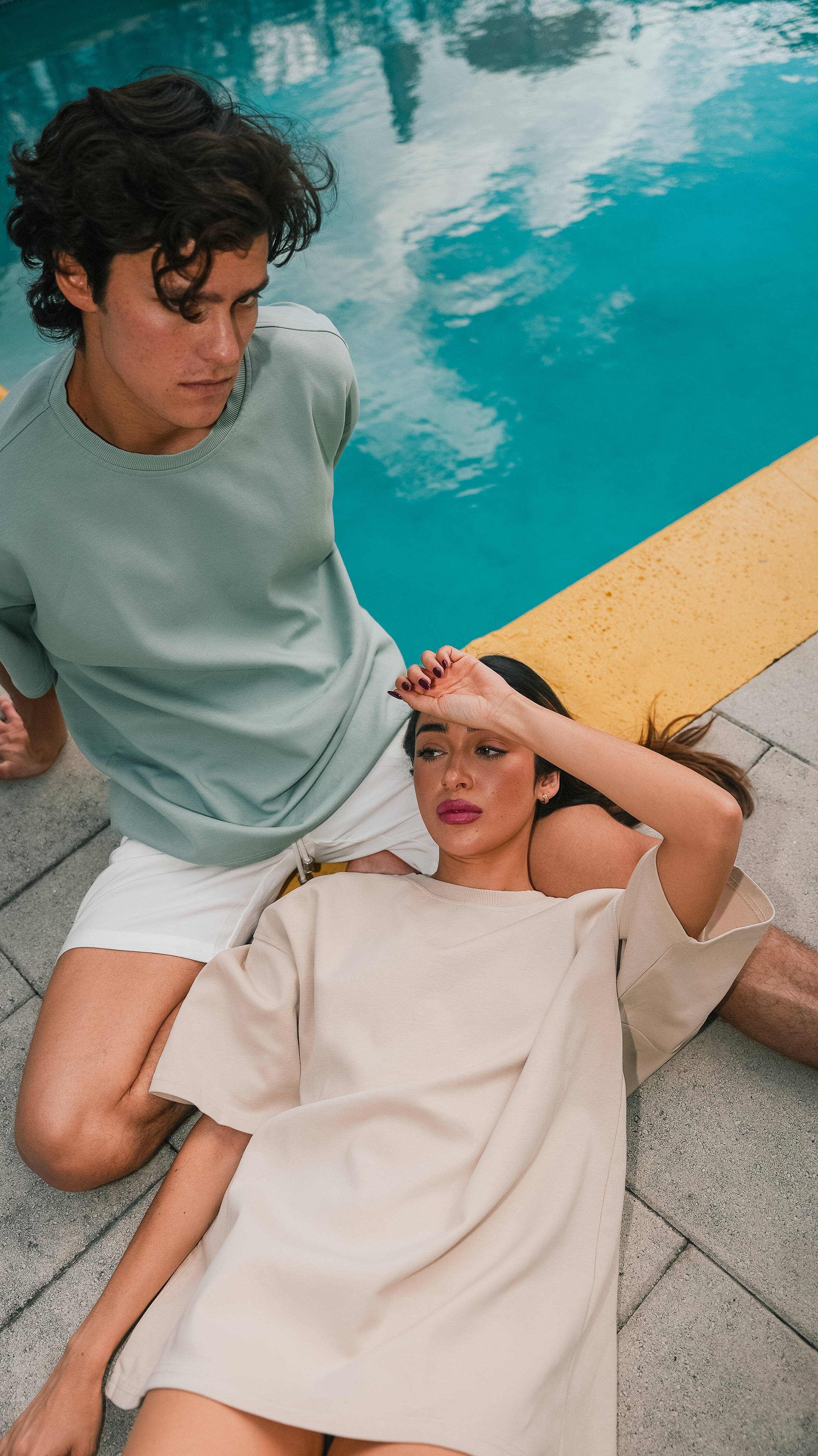 ||| beige
